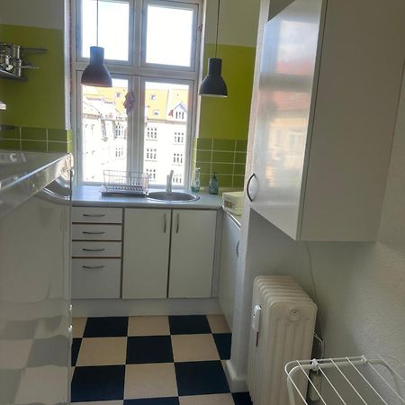Cozy Corner Apartment Aalborg Bagian luar foto